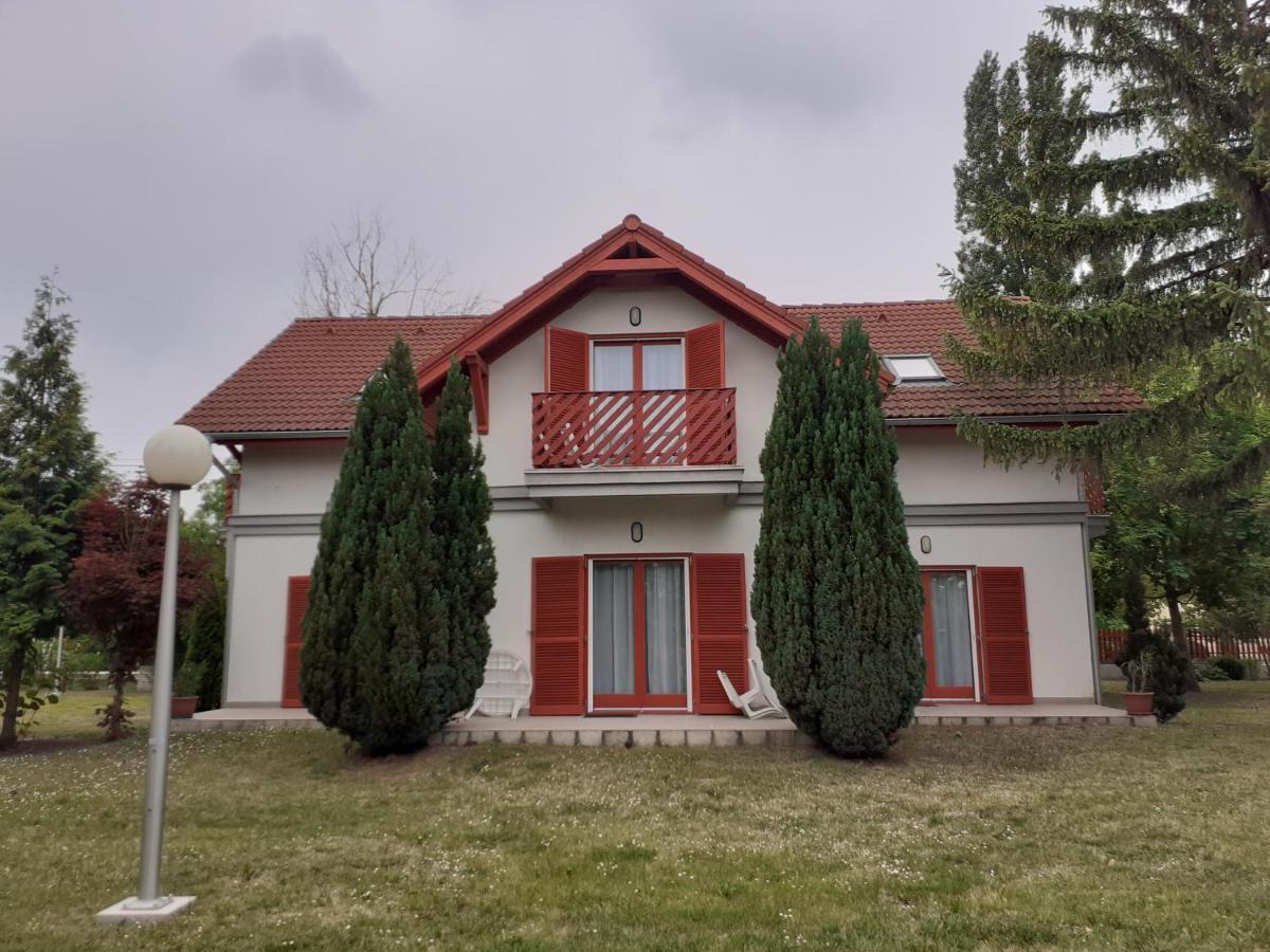 Zoeld Zona Zamardi Ueduelo住宿加早餐旅馆 外观 照片